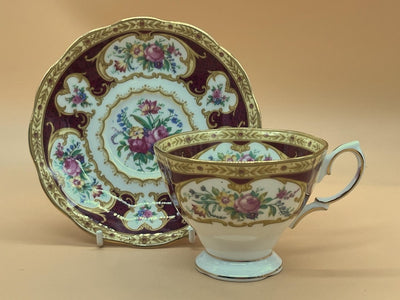 Vintage Royal Albert  Lady Hamilton design tea set for 2. ( If you want for 6 whatsapp us)