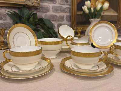 Minton Buckingham Dinner Service for 6, Vintage English Bone China, Gold Encrusted Dinner Set with Tureen, Gravy Boat, Cream and Gold
