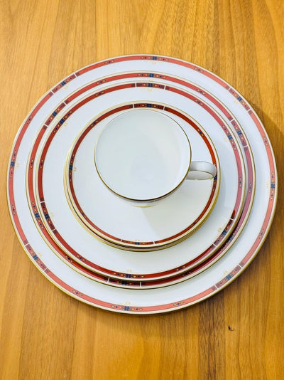Wedgewood Colorado Bone China 8-Person Service – 81 Pieces – Tea Coffee and Dinner Set (unused)