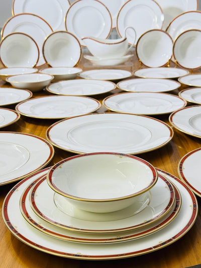 Wedgewood Colorado Bone China 8-Person Service – 81 Pieces – Tea Coffee and Dinner Set (unused)