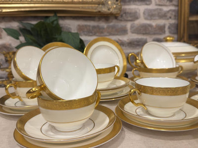 Minton Buckingham Dinner Service for 6, Vintage English Bone China, Gold Encrusted Dinner Set with Tureen, Gravy Boat, Cream and Gold