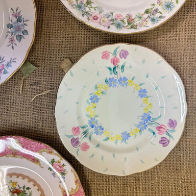 Beautiful collection of pretty antique plates perfect for handing on you're wall to create a statement piece of decor