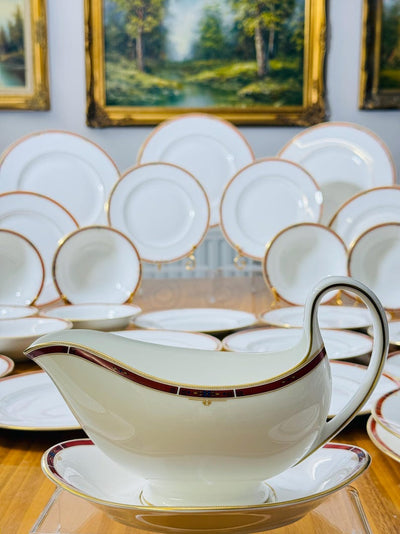 Wedgewood Colorado Bone China 8-Person Service – 81 Pieces – Tea Coffee and Dinner Set (unused)