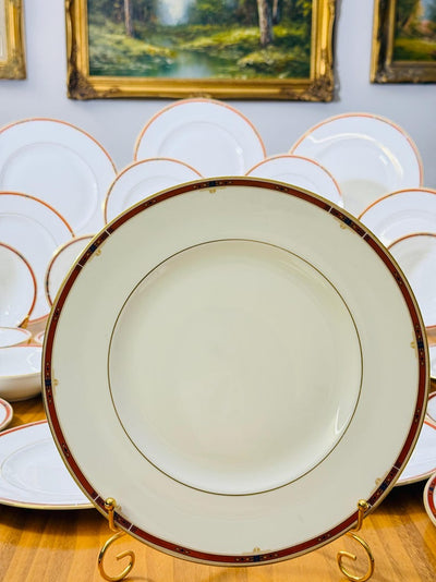 Wedgewood Colorado Bone China 8-Person Service – 81 Pieces – Tea Coffee and Dinner Set (unused)