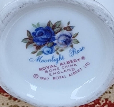 Royal Albert Bone China Bud Vase - Moonlight Rose